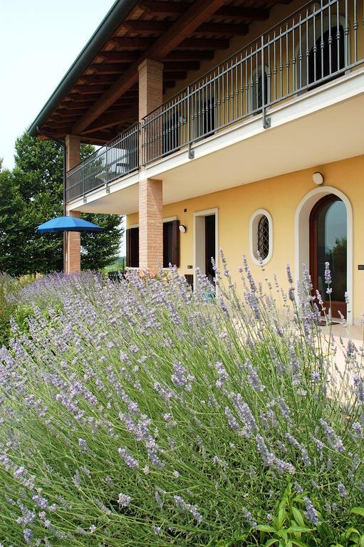 Agriturismo Tenuta Regina - Glamping Luxury Lodges And Apartments Palazzolo dello Stella Екстериор снимка