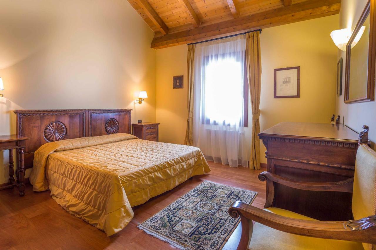 Agriturismo Tenuta Regina - Glamping Luxury Lodges And Apartments Palazzolo dello Stella Екстериор снимка