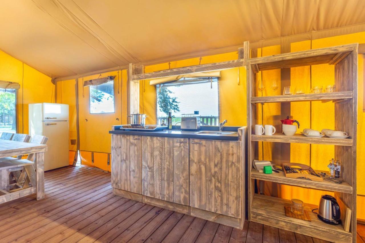 Agriturismo Tenuta Regina - Glamping Luxury Lodges And Apartments Palazzolo dello Stella Екстериор снимка