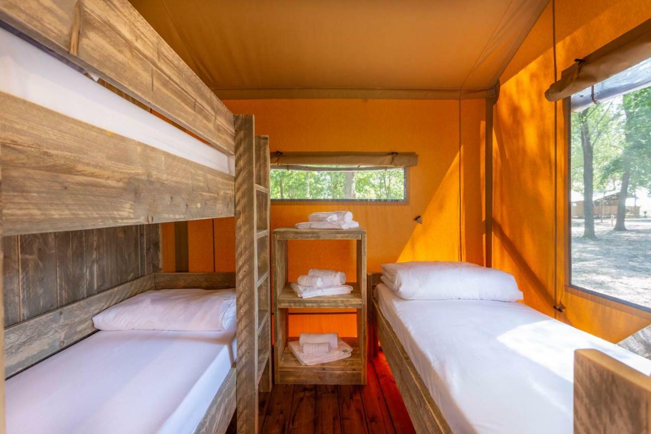 Agriturismo Tenuta Regina - Glamping Luxury Lodges And Apartments Palazzolo dello Stella Екстериор снимка