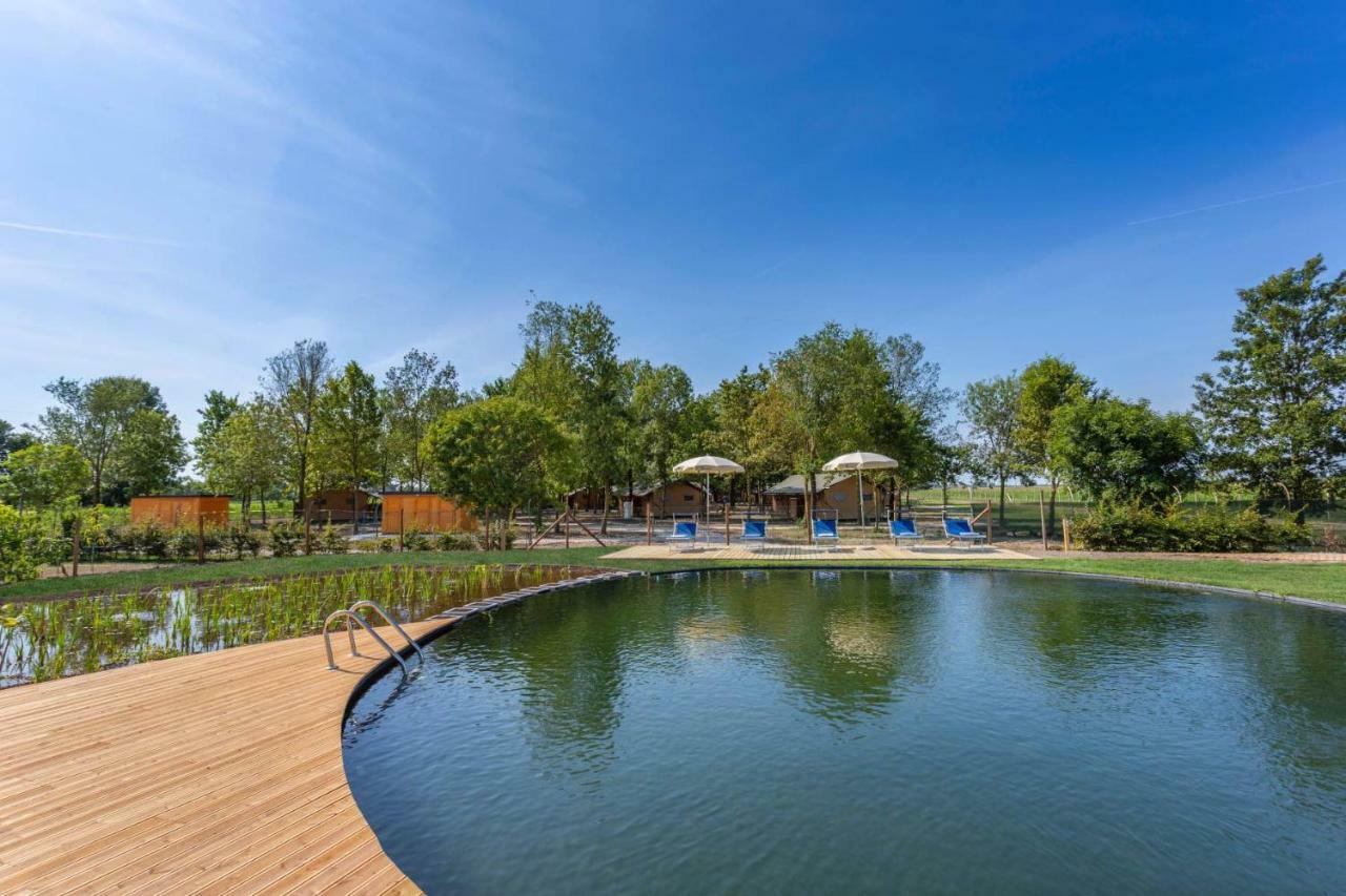 Agriturismo Tenuta Regina - Glamping Luxury Lodges And Apartments Palazzolo dello Stella Екстериор снимка